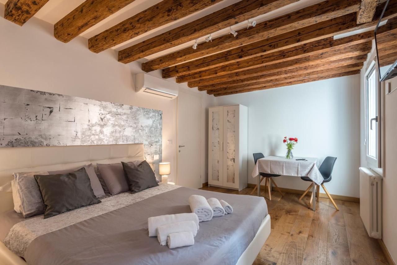 Tre Elementi, Guest House Close The Grand Canal Венеция Екстериор снимка